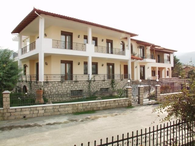 Hotel Archontiko Dimitra แวร์จินา ภายนอก รูปภาพ